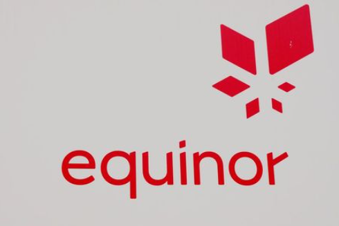 Логотип Equinor в штаб-квартире компании в Ставангере, Норвегия, 5 декабря 2019 года. REUTERS/Ints Kalnins