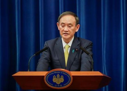 Japanese Prime Minister Yoshihide Suga speaks during a news conference in Tokyo, Japan December 4, 2020. Hiro Komae/Pool via REUTERS
