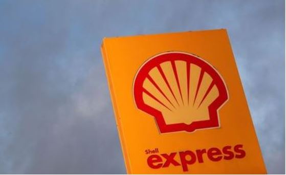 The logo of Royal Dutch Shell is seen at a petrol station in Sint-Pieters-Leeuw, Belgium January 30, 2019. REUTERS/Yves Herman