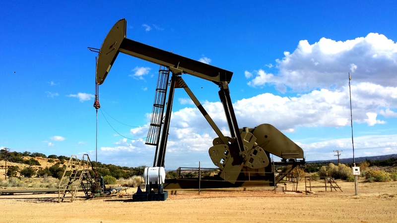 Нефть дорожает в ожидании встречи ОПЕК