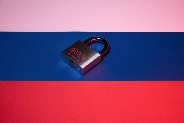 ЕС официально опубликовал новый пакет санкций против России