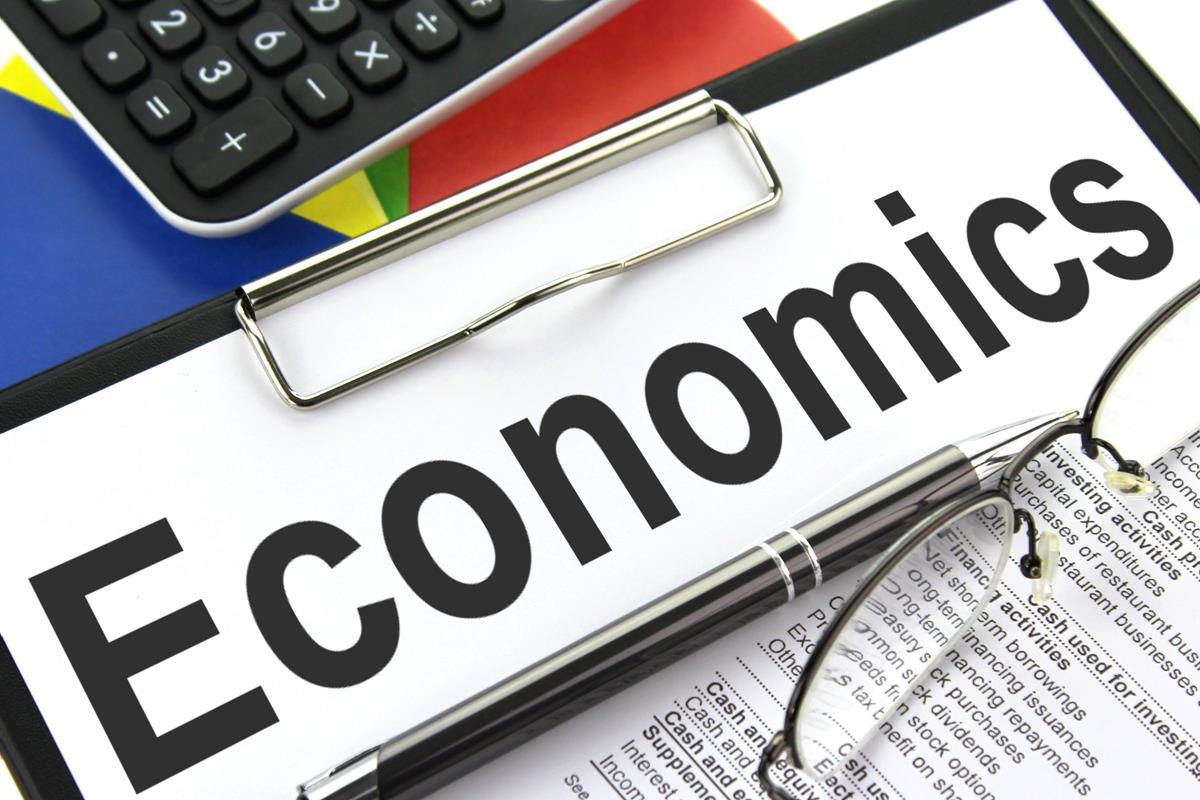 https://www.picserver.org/photo/8138/Economics.html
