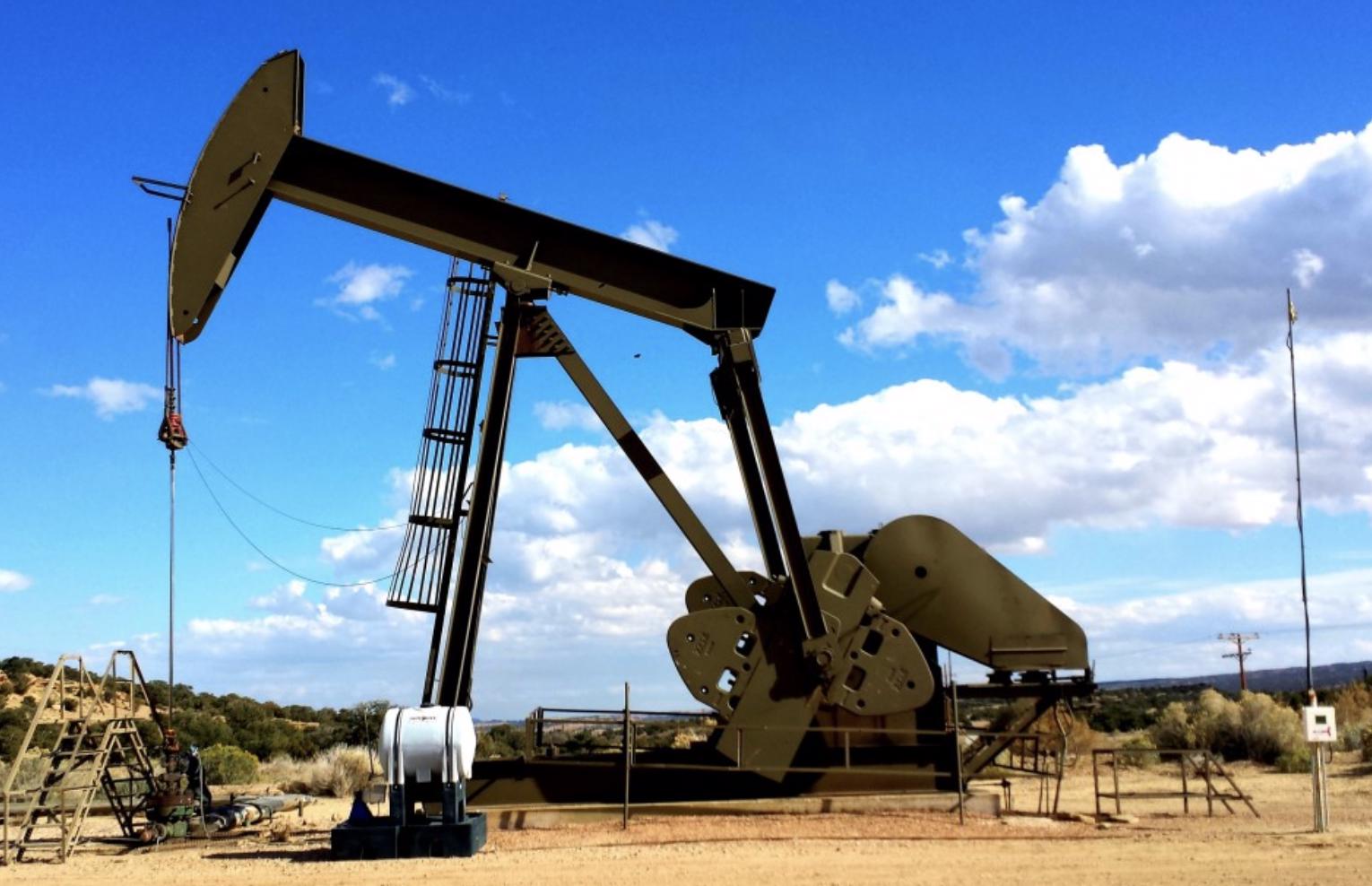 Добыча нефти в РФ в ноябре выросла на 90 тыс б/с, до 11,2 млн б/с