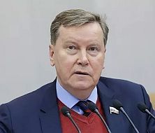 Олег Нилов
